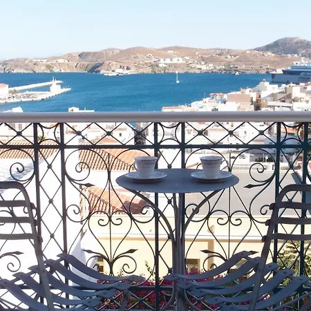 Maria-syros 3*