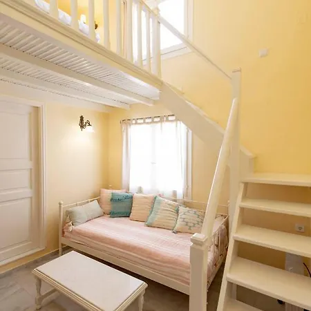 Maria-syros 3*