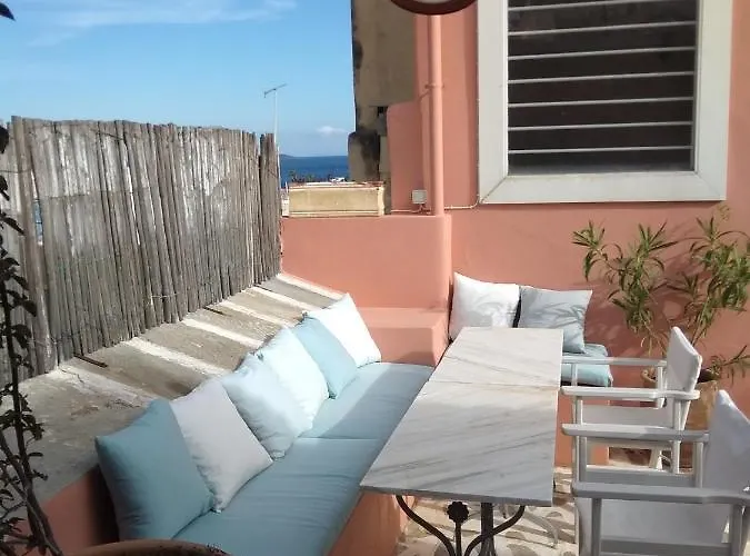 Maria-syros Guest house