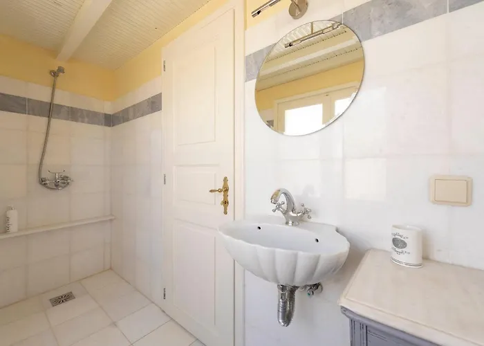 Guest house Maria-syros 3*